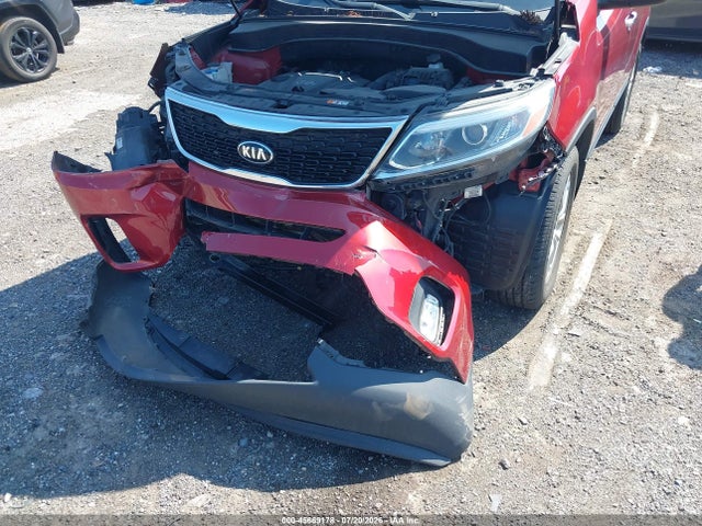 KIA SORENTO LX 2015 5XYKTDA67FG640722 Image 6