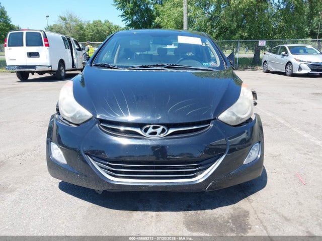 Продажа на аукционе авто 2013 Hyundai Elantra Gls, vin: KMHDH4AE7DU829623, номер лота: 45669213