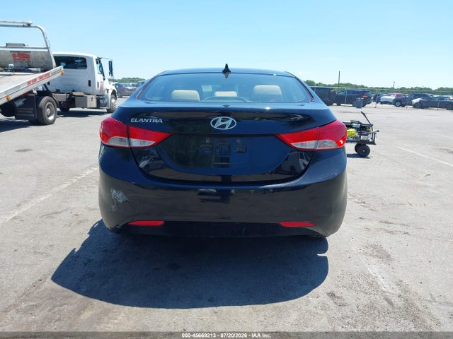 Продажа на аукционе авто 2013 Hyundai Elantra Gls, vin: KMHDH4AE7DU829623, номер лота: 45669213