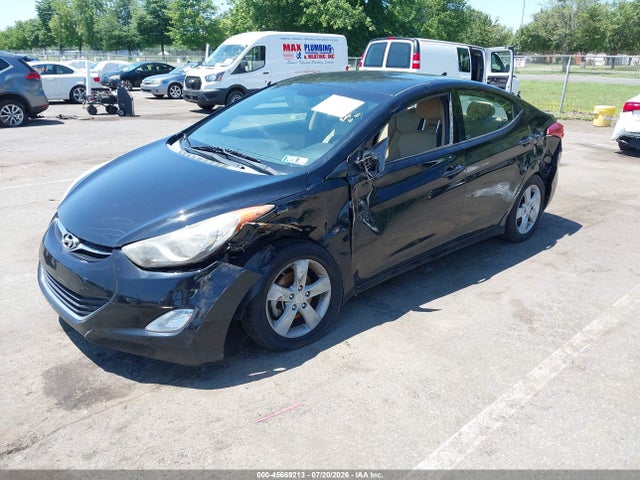 Продажа на аукционе авто 2013 Hyundai Elantra Gls, vin: KMHDH4AE7DU829623, номер лота: 45669213