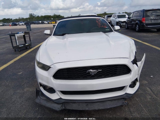 45669247 :رقم المزاد ، 1FATP8UHXF5402777 vin ، 2015 Ford Mustang Ecoboost Premium مزاد بيع
