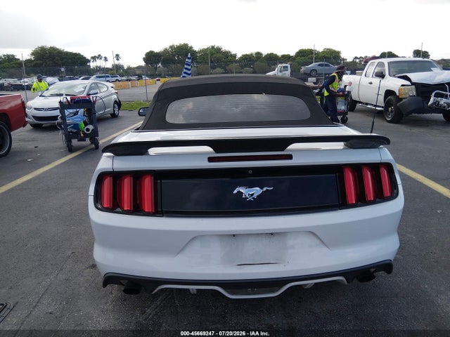 45669247 :رقم المزاد ، 1FATP8UHXF5402777 vin ، 2015 Ford Mustang Ecoboost Premium مزاد بيع