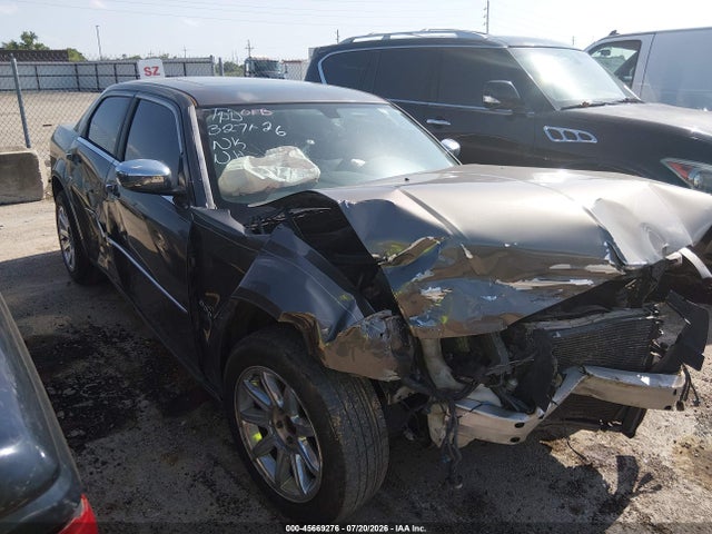 45669276 :رقم المزاد ، 2C3CK5CV3AH144137 vin ، 2010 Chrysler 300 Touring/signature Series مزاد بيع
