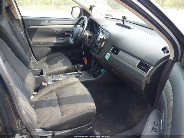 2016 Mitsubishi Outlander Se მანქანა იყიდება აუქციონზე, vin: JA4AZ3A35GZ043043, აუქციონის ნომერი: 45669296