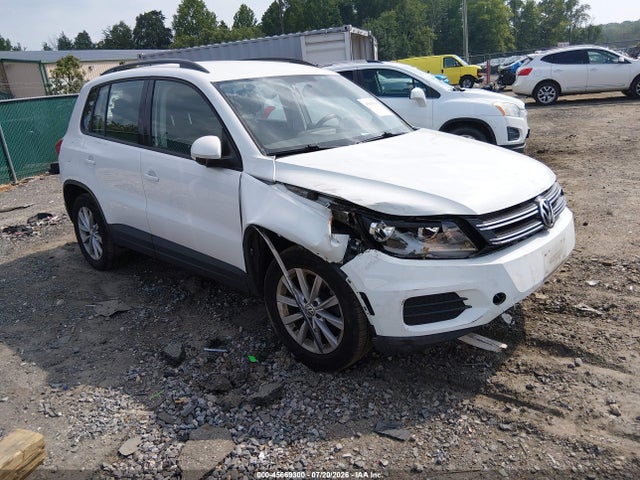 2017 Volkswagen Tiguan 2.0t/2.0t S მანქანა იყიდება აუქციონზე, vin: WVGBV7AX4HK050295, აუქციონის ნომერი: 45669300