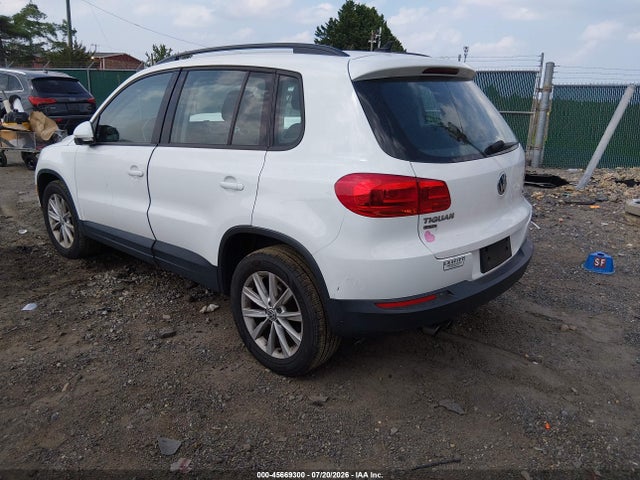 2017 Volkswagen Tiguan 2.0t/2.0t S მანქანა იყიდება აუქციონზე, vin: WVGBV7AX4HK050295, აუქციონის ნომერი: 45669300