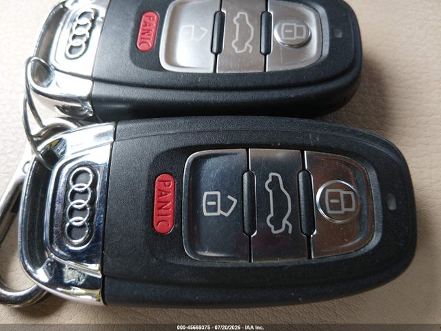 45669375 :رقم المزاد ، WAUFFAFLXDN012839 vin ، 2013 Audi A4 2.0t Premium مزاد بيع