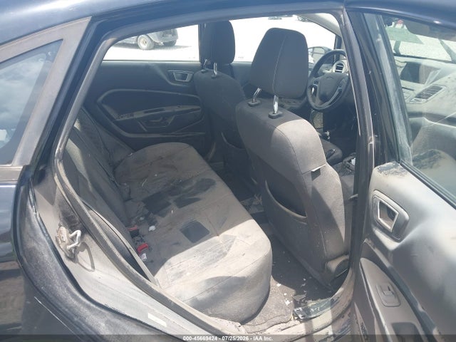 3FADP4BJ2GM105517 Ford FIESTA SE