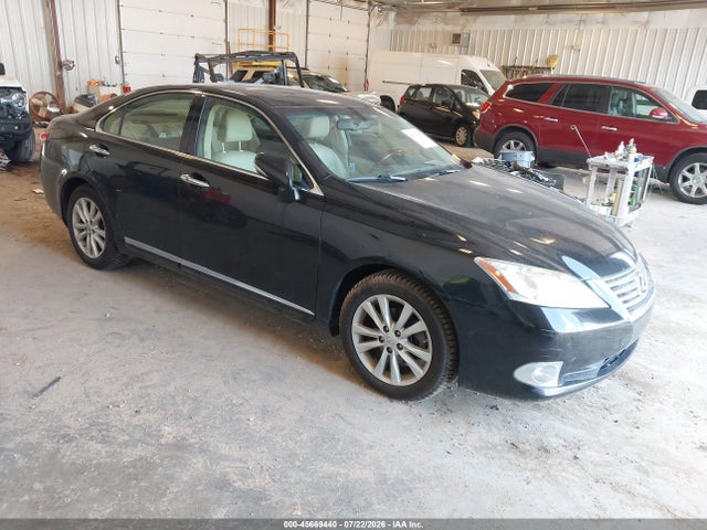 45669440 :رقم المزاد ، JTHBK1EG8B2456073 vin ، 2011 Lexus Es 350 مزاد بيع