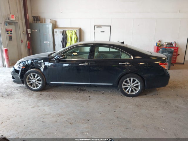 45669440 :رقم المزاد ، JTHBK1EG8B2456073 vin ، 2011 Lexus Es 350 مزاد بيع