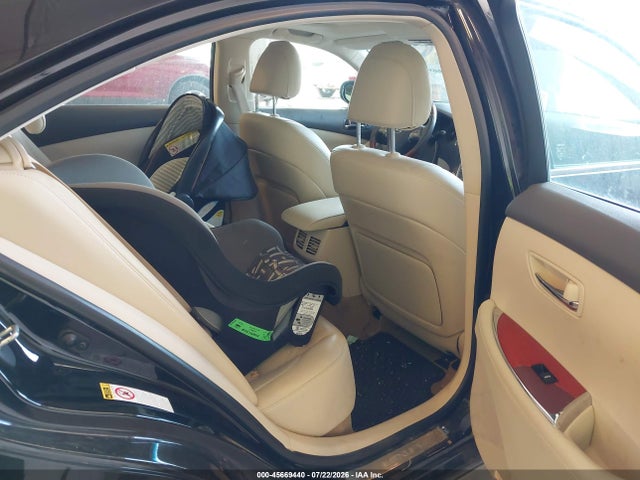 45669440 :رقم المزاد ، JTHBK1EG8B2456073 vin ، 2011 Lexus Es 350 مزاد بيع