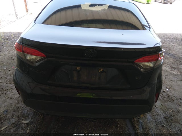 Продажа на аукционе авто 2021 Toyota Corolla Le, vin: 5YFEPMAE8MP242419, номер лота: 45669478
