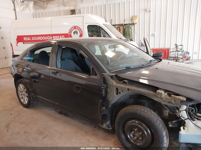 45669505 :رقم المزاد ، 1C3CCBBB2CN283494 vin ، 2012 Chrysler 200 Touring مزاد بيع