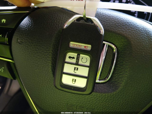 1HGCV2F97MA017833 Honda Accord Touring