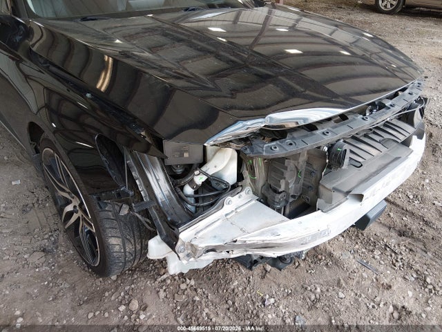 1HGCV2F97MA017833 Honda Accord Touring