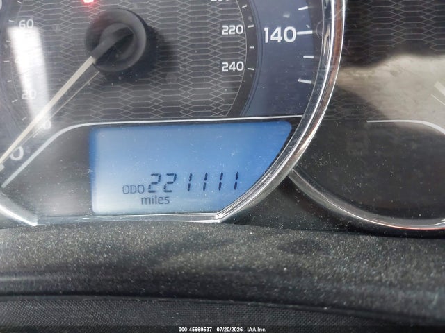2T1BURHE3EC028776 Toyota COROLLA LE