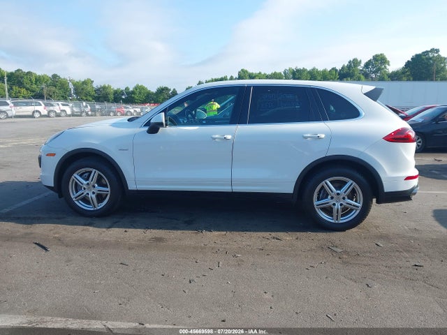 45669598 :رقم المزاد ، WP1AF2A25GLA40306 vin ، 2016 Porsche Cayenne Diesel مزاد بيع