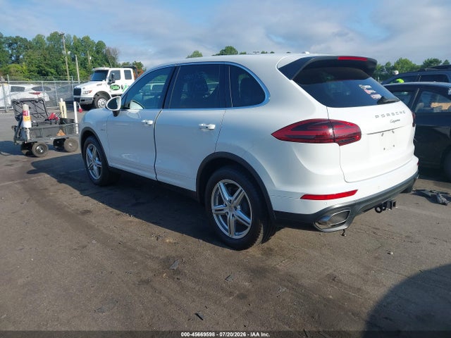 45669598 :رقم المزاد ، WP1AF2A25GLA40306 vin ، 2016 Porsche Cayenne Diesel مزاد بيع