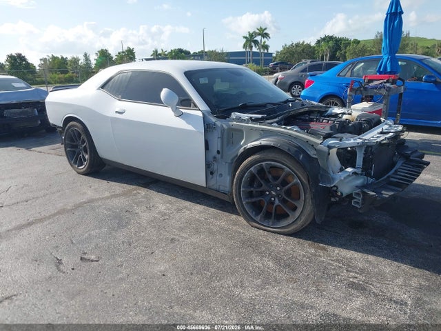 2022 Dodge Challenger R/t Scat Pack მანქანა იყიდება აუქციონზე, vin: 2C3CDZFJ7NH113666, აუქციონის ნომერი: 45669606