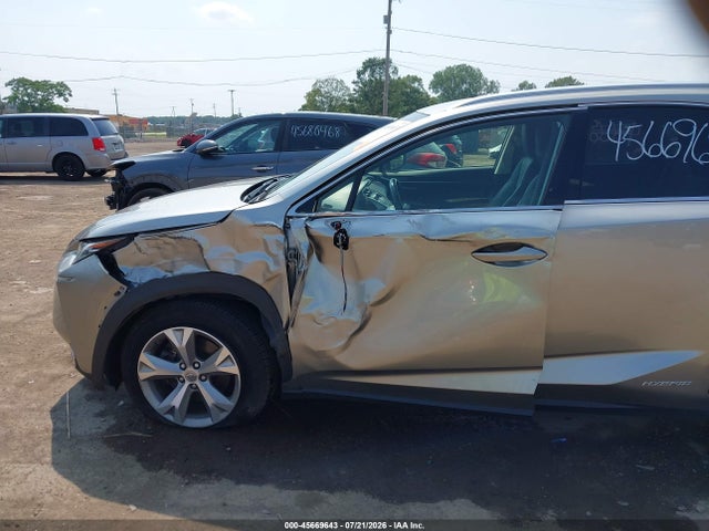 45669643 :رقم المزاد ، JTJBJRBZ9H2055758 vin ، 2017 Lexus Nx 300h مزاد بيع