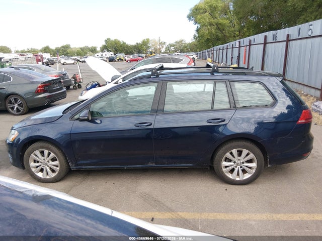 2017 Volkswagen Golf Sportwagen Tsi S მანქანა იყიდება აუქციონზე, vin: 3VW017AU8HM509198, აუქციონის ნომერი: 45669646