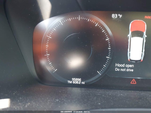 45669669 :رقم المزاد ، YV4A22PK7J1200187 vin ، 2018 Volvo Xc90 T6 Momentum مزاد بيع