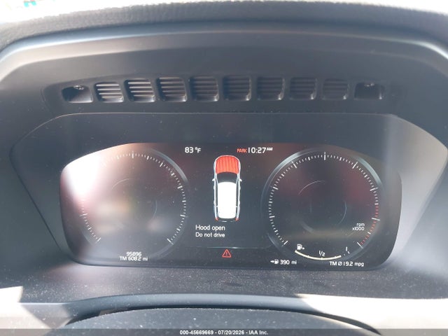 45669669 :رقم المزاد ، YV4A22PK7J1200187 vin ، 2018 Volvo Xc90 T6 Momentum مزاد بيع