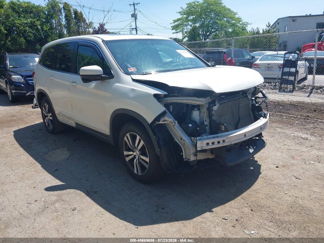 45669686 :رقم المزاد ، 5FNYF6H56JB020633 vin ، 2018 Honda Pilot Ex-l مزاد بيع