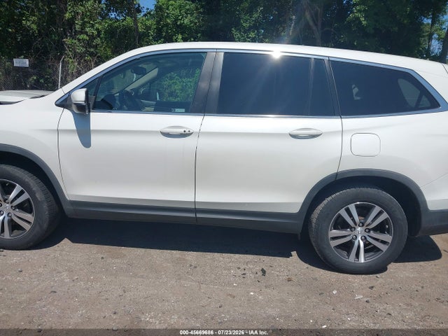45669686 :رقم المزاد ، 5FNYF6H56JB020633 vin ، 2018 Honda Pilot Ex-l مزاد بيع