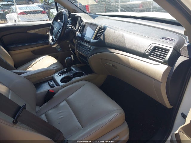 45669686 :رقم المزاد ، 5FNYF6H56JB020633 vin ، 2018 Honda Pilot Ex-l مزاد بيع