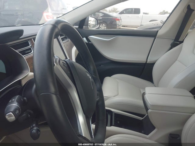 2018 Tesla Model S 100d/75d/p100d მანქანა იყიდება აუქციონზე, vin: 5YJSA1E29JF245288, აუქციონის ნომერი: 45669702