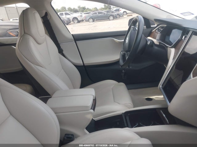 2018 Tesla Model S 100d/75d/p100d მანქანა იყიდება აუქციონზე, vin: 5YJSA1E29JF245288, აუქციონის ნომერი: 45669702