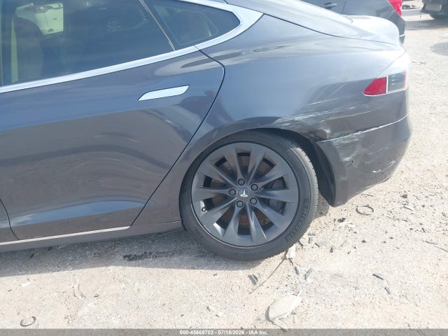 2018 Tesla Model S 100d/75d/p100d მანქანა იყიდება აუქციონზე, vin: 5YJSA1E29JF245288, აუქციონის ნომერი: 45669702