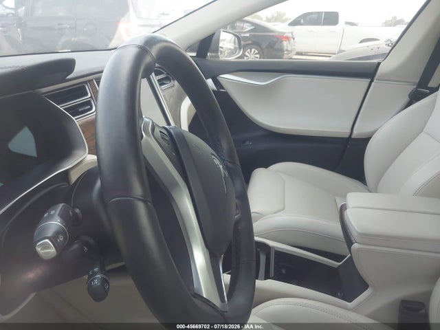2018 Tesla Model S 100d/75d/p100d მანქანა იყიდება აუქციონზე, vin: 5YJSA1E29JF245288, აუქციონის ნომერი: 45669702