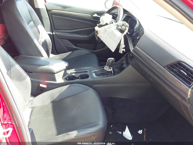 45669701 :رقم المزاد ، 3VWE57BU9KM133062 vin ، 2019 Volkswagen Jetta 1.4t Sel مزاد بيع