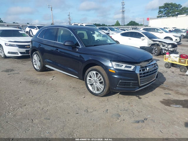 45669719 :رقم المزاد ، WA1BNAFY1J2222155 vin ، 2018 Audi Q5 2.0t Premium/2.0t Tech Premium مزاد بيع