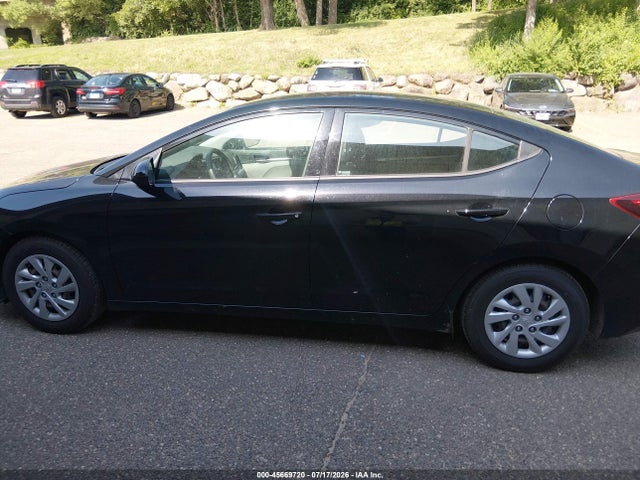 45669720 :رقم المزاد ، 5NPD74LF2LH618013 vin ، 2020 Hyundai Elantra Se مزاد بيع