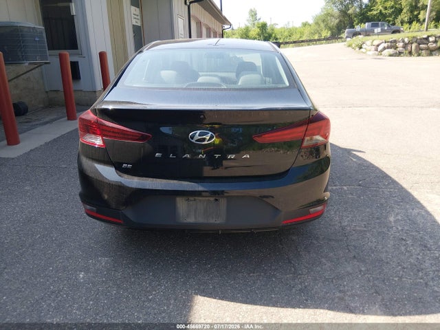 45669720 :رقم المزاد ، 5NPD74LF2LH618013 vin ، 2020 Hyundai Elantra Se مزاد بيع