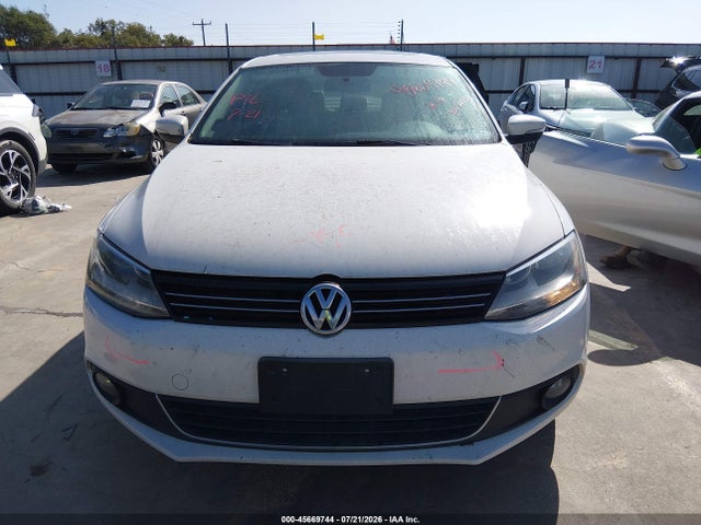Продаж на аукціоні авто 2014 Volkswagen Jetta 1.8t Sel, vin: 3VWL07AJXEM389714, номер лоту: 45669744