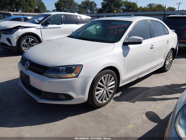 Продаж на аукціоні авто 2014 Volkswagen Jetta 1.8t Sel, vin: 3VWL07AJXEM389714, номер лоту: 45669744