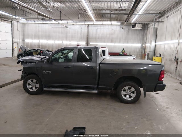 45669751 :رقم المزاد ، 1C6RR7FG8KS537711 vin ، 2019 Ram 1500 Classic Express  4x4 6'4 Box مزاد بيع