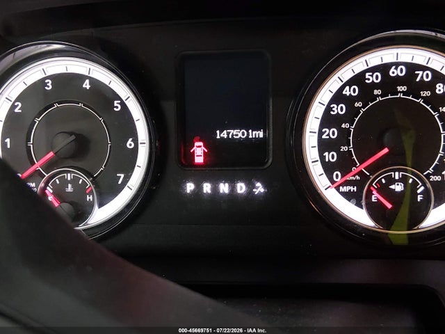 45669751 :رقم المزاد ، 1C6RR7FG8KS537711 vin ، 2019 Ram 1500 Classic Express  4x4 6'4 Box مزاد بيع