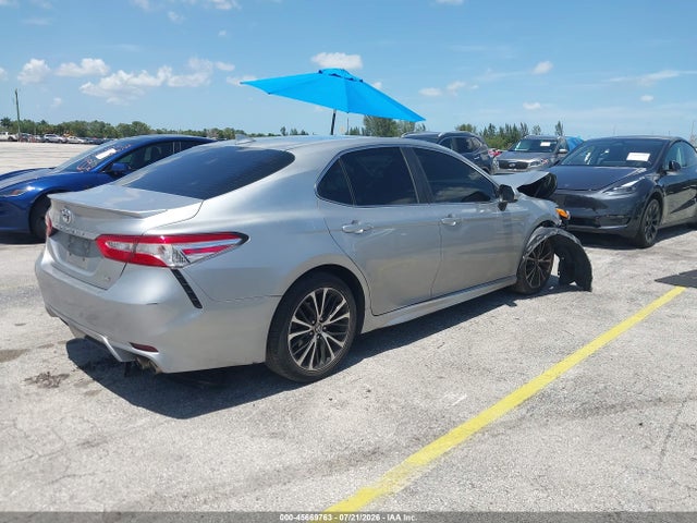 2020 Toyota Camry Se მანქანა იყიდება აუქციონზე, vin: 4T1G11AKXLU382189, აუქციონის ნომერი: 45669763