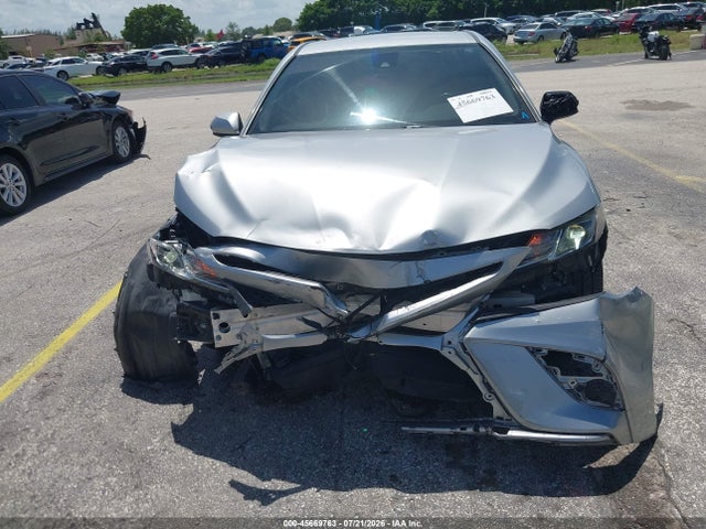 2020 Toyota Camry Se მანქანა იყიდება აუქციონზე, vin: 4T1G11AKXLU382189, აუქციონის ნომერი: 45669763