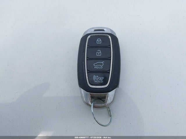 Продажа на аукционе авто 2018 Hyundai Elantra Gt Sport, vin: KMHH55LC4JU020037, номер лота: 45669777
