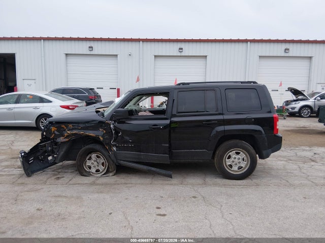 2015 Jeep Patriot Sport მანქანა იყიდება აუქციონზე, vin: 1C4NJRBB4FD215467, აუქციონის ნომერი: 45669797