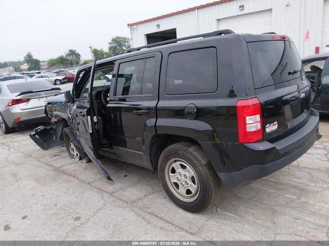 2015 Jeep Patriot Sport მანქანა იყიდება აუქციონზე, vin: 1C4NJRBB4FD215467, აუქციონის ნომერი: 45669797
