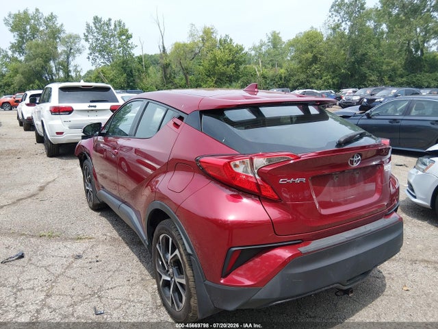 2018 Toyota C-hr Xle მანქანა იყიდება აუქციონზე, vin: NMTKHMBX2JR031685, აუქციონის ნომერი: 45669798