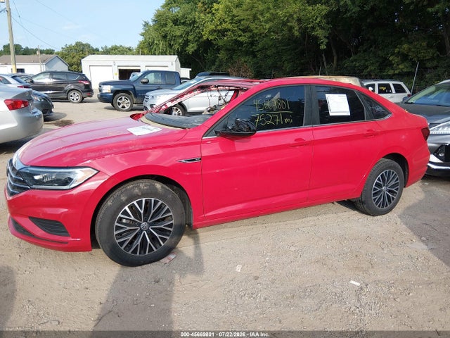 45669801 :رقم المزاد ، 3VWE57BU4KM117268 vin ، 2019 Volkswagen Jetta 1.4t Sel مزاد بيع