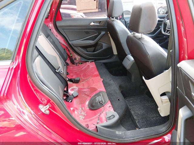 45669801 :رقم المزاد ، 3VWE57BU4KM117268 vin ، 2019 Volkswagen Jetta 1.4t Sel مزاد بيع